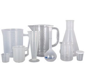 美女大胆抠逼塑料量杯量筒采用全新塑胶原料制作，适用于实验、厨房、烘焙、酒店、学校等不同行业的测量需要，塑料材质不易破损，经济实惠。